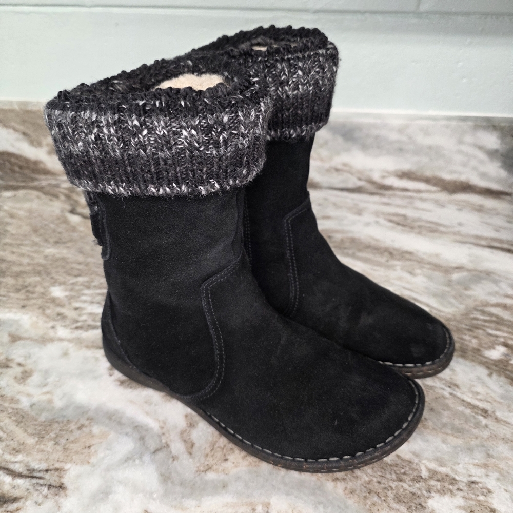 UGG Kaylana Black Suede Sheepskin Lined Winter Boots Women's Size 6